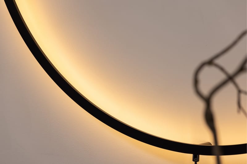 Maka Väggplafond 100 cm Svart - Sovrumslampa - Vägglampor & väggbelysning