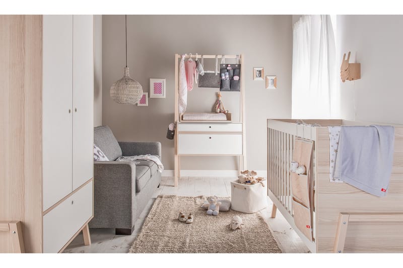 SPOT Spjälsäng 60x120 cm Trä/Natur/Vit - Ek/Vit - Barn & bebis - Barnmöbler - Barnsäng & juniorsäng
