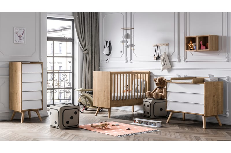 VINTAGE Spjälsäng 70x140 cm Trä/Natur - Ek - Barn & bebis - Barnmöbler - Barnsäng & juniorsäng
