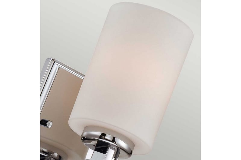 Vägglampa Quoizel Taylor 114x195x137 mm - 114x195x137 mm - Belysning - Badrumsbelysning - Badrumslampa vägg