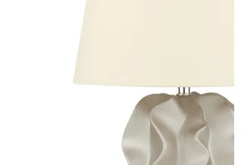 Allika Bordslampa 28 cm - Guld - Belysning - Inomhusbelysning & lampor - Bordslampor & bordsbelysning