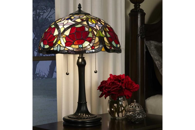 Bordslampa Quoizel Larissa - Belysning - Inomhusbelysning & lampor - Fönsterlampor & fönsterbelysning - Fönsterlampa på fot
