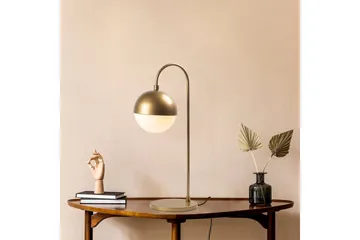 Bordslampa Soona Gold - Guld - Belysning - Inomhusbelysning & lampor - Fönsterlampor & fönsterbelysning - Fönsterlampa på fot