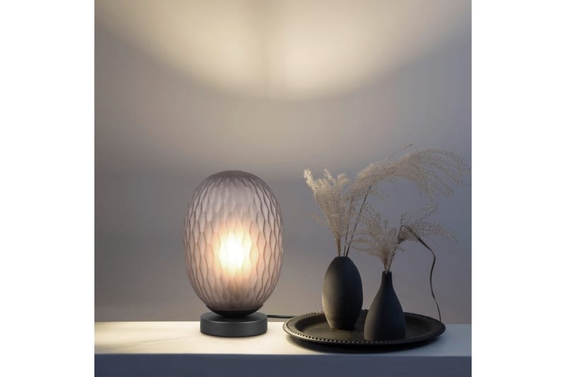 Bordslampa TRIO Facette Mattsvart/rök - Mattsvart/rök - Belysning - Inomhusbelysning & lampor - Fönsterlampor & fönsterbelysning - Fönsterlampa på fot