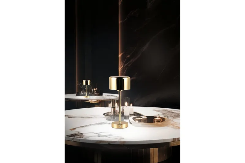 Bordslampa TRIO Jeff Polerad mässing - Polerad mässing - Belysning - Inomhusbelysning & lampor - Fönsterlampor & fönsterbelysning - Fönsterlampa på fot