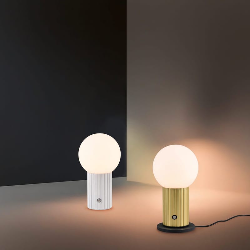 Bordslampa TRIO Tauris - Mattmässing - Belysning - Inomhusbelysning & lampor - Fönsterlampor & fönsterbelysning - Fönsterlampa på fot