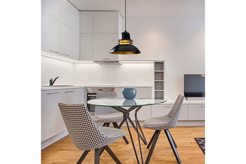 Ljuskrona Giada Svart Triangel En Fattning - Svart - Belysning - Inomhusbelysning & lampor - Fönsterlampor & fönsterbelysning - Fönsterlampa hängande