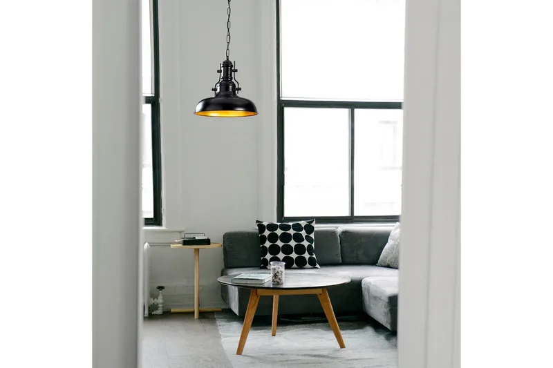 Ljuskrona Giada Svart Triangel En Fattning - Svart - Belysning - Inomhusbelysning & lampor - Fönsterlampor & fönsterbelysning - Fönsterlampa hängande