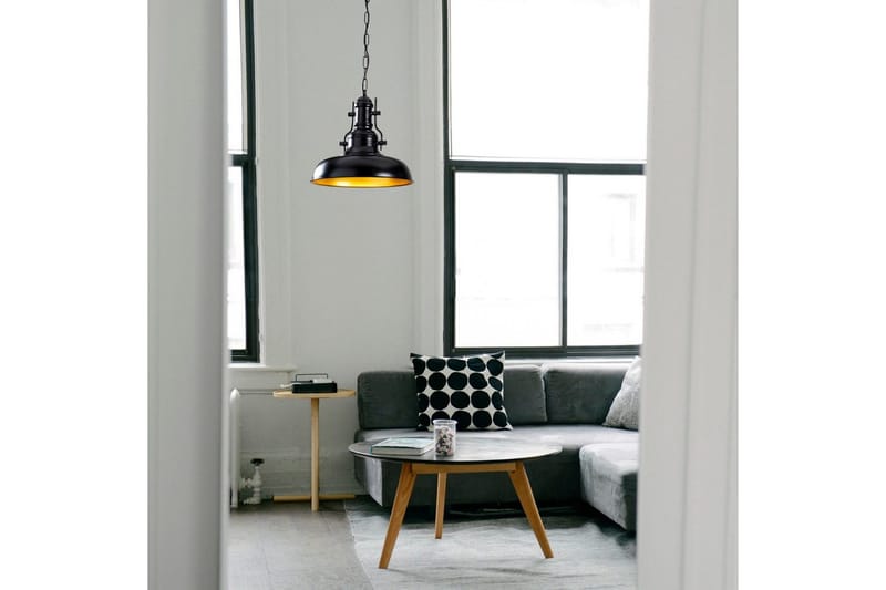 Ljuskrona Giada Svart Triangel En Fattning - Svart - Belysning - Inomhusbelysning & lampor - Fönsterlampor & fönsterbelysning - Fönsterlampa hängande