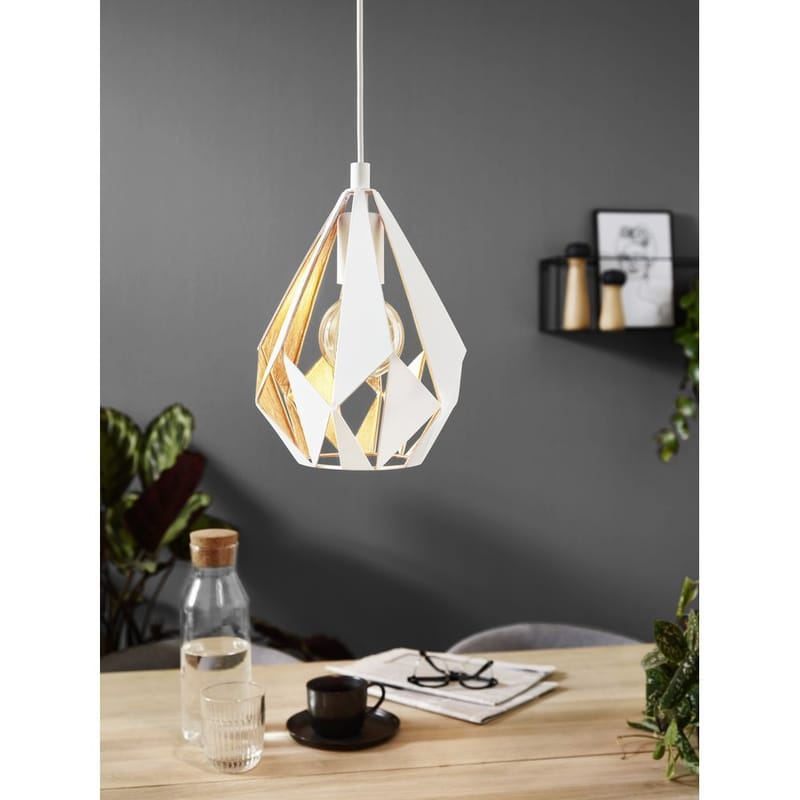 Taklampa Carlton - 20,5 cm - Belysning - Inomhusbelysning & lampor - Fönsterlampor & fönsterbelysning - Fönsterlampa hängande