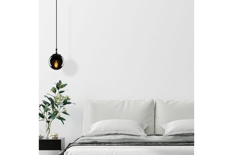 Taklampa Giuseppe Svart / Rök - Svart / Rök - Belysning - Inomhusbelysning & lampor - Fönsterlampor & fönsterbelysning - Fönsterlampa hängande