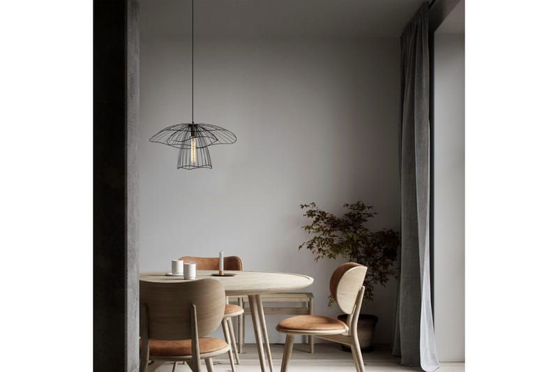 Taklampa Majrula Masasada Svart - Svart - Belysning - Inomhusbelysning & lampor - Fönsterlampor & fönsterbelysning - Fönsterlampa hängande