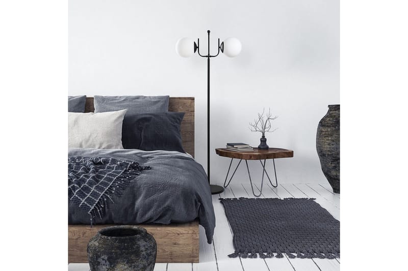 Golvlampa Kelulstead Svart - Svart - Belysning - Inomhusbelysning & lampor - Golvlampor & golvbelysning