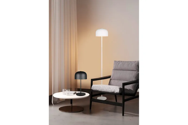 Golvlampa TRIO Jeff Mattsvart - Mattsvart - Belysning - Inomhusbelysning & lampor - Golvlampor & golvbelysning