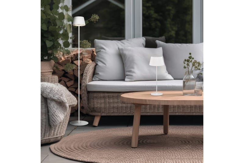 Golvlampa TRIO Suarez Mattvit - Mattvit - Belysning - Inomhusbelysning & lampor - Golvlampor & golvbelysning