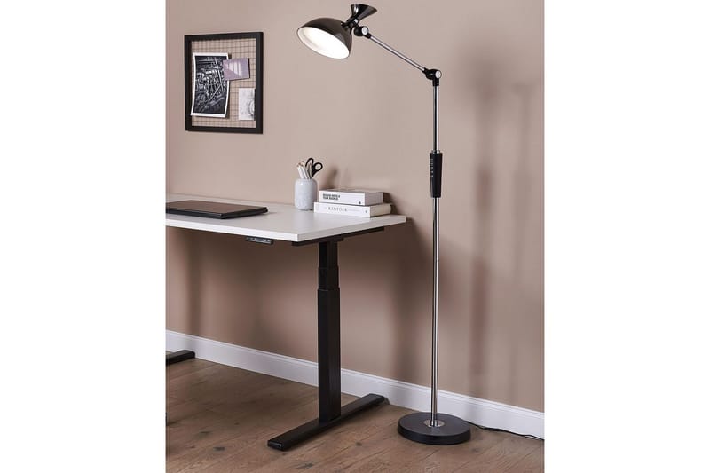Medro Golvlampa 169 cm - Silver - Belysning - Inomhusbelysning & lampor - Golvlampor & golvbelysning