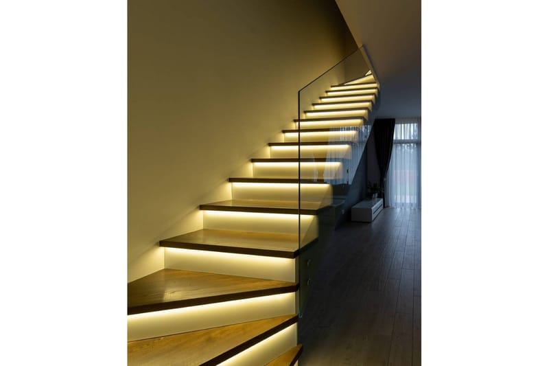 Ljuslist Eglo Flexible RGB 8 m - Belysning - Inomhusbelysning & lampor - Möbelbelysning & integrerad belysning - Bokhyllebelysning