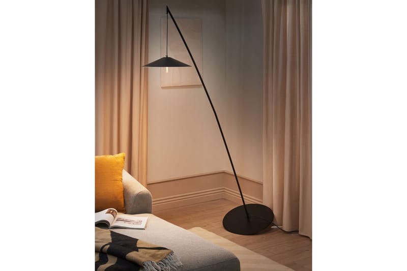 Pankeria Golvlampa 205 cm - Svart - Belysning - Inomhusbelysning & lampor - Golvlampor & golvbelysning