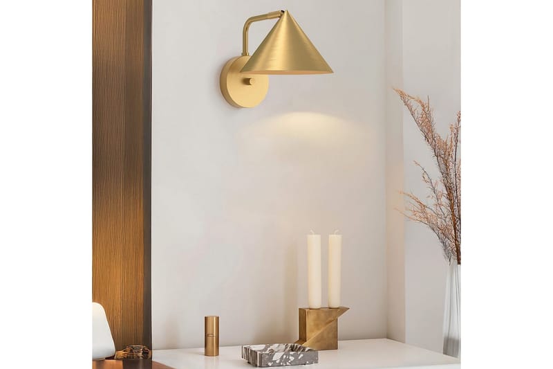 Remyck Alora Mood Vägglampa - GOLD - Belysning - Inomhusbelysning & lampor - Sänglampa - Sänglampa vägg