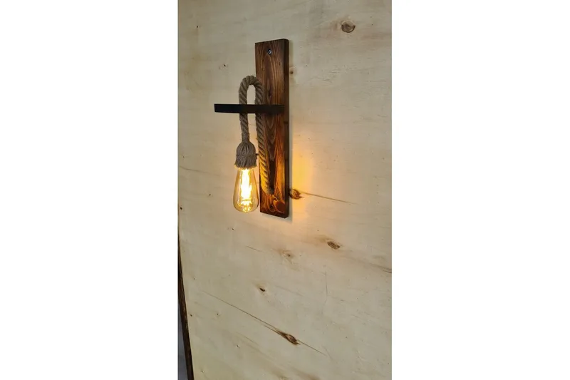 Vägglampa Teyra Valnöt - Rödfärgat trä - Belysning - Inomhusbelysning & lampor - Sänglampa - Sänglampa vägg