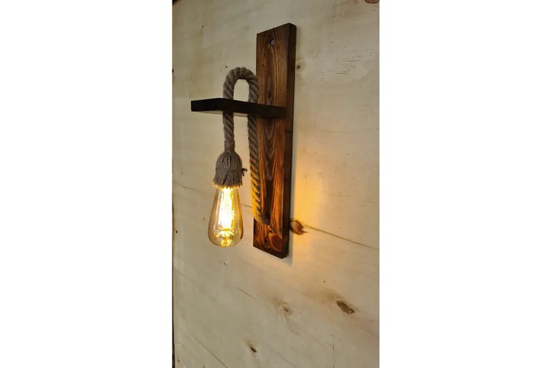 Vägglampa Teyra Valnöt - Rödfärgat trä - Belysning - Inomhusbelysning & lampor - Sänglampa - Sänglampa vägg