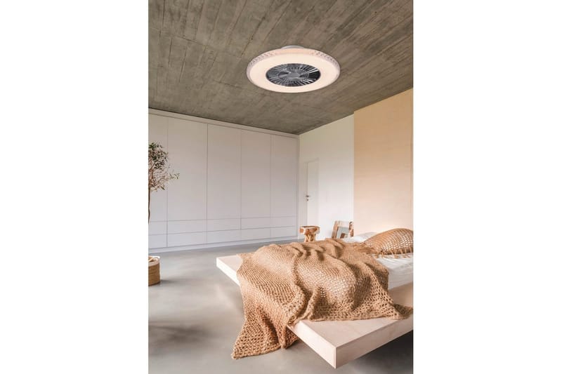 Fläkt TRIO Harstad - Belysning - Inomhusbelysning & lampor - Taklampor & takbelysning - Plafond