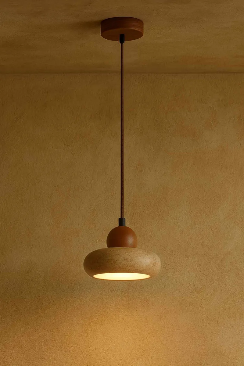 Serros Pendellampa - Beige Och Ek - Belysning - Inomhusbelysning & lampor - Taklampor & takbelysning - Kristallkrona & takkrona