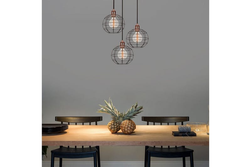 Taklampa Majrulalini Black Treuttag - Treuttag - Belysning - Inomhusbelysning & lampor - Taklampor & takbelysning - Kökslampa & pendellampa