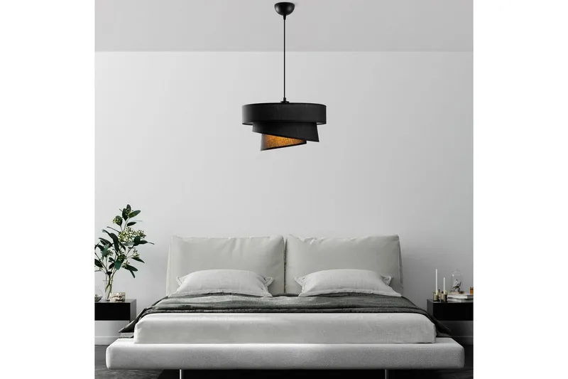 Taklampa Miwako Svart - Svart - Belysning - Inomhusbelysning & lampor - Taklampor & takbelysning - Kökslampa & pendellampa