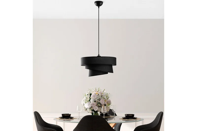 Taklampa Miwako Svart - Svart - Belysning - Inomhusbelysning & lampor - Taklampor & takbelysning - Kökslampa & pendellampa