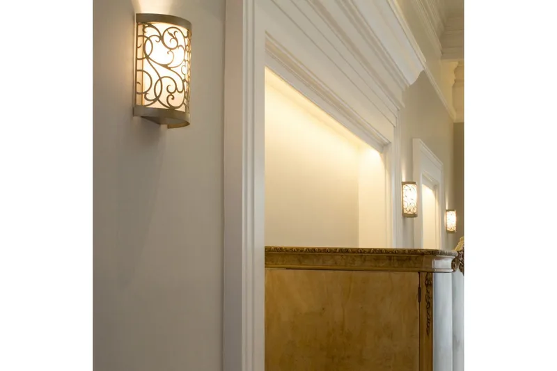 Vägglampa Feiss Arabesque - Belysning - Inomhusbelysning & lampor - Vägglampor & väggbelysning