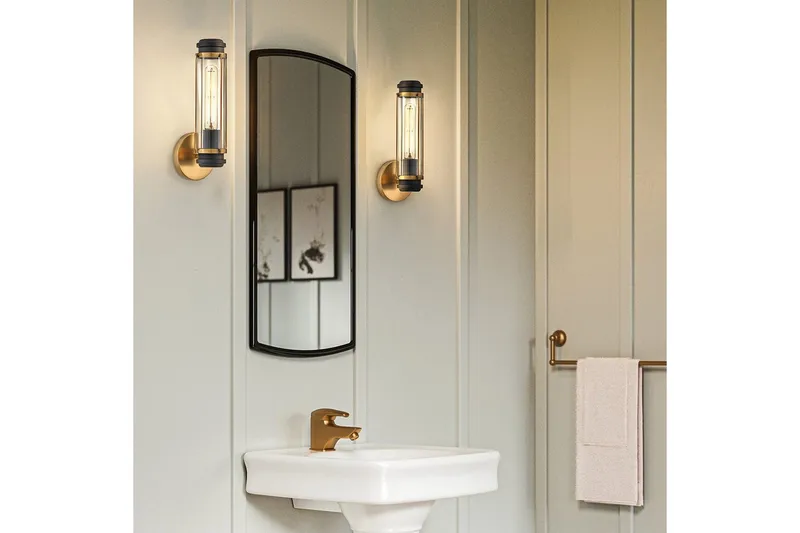 Vägglampa Hinkley Masthead 122x351x128 mm - 122x351x128 mm - Belysning - Inomhusbelysning & lampor - Vägglampor & väggbelysning