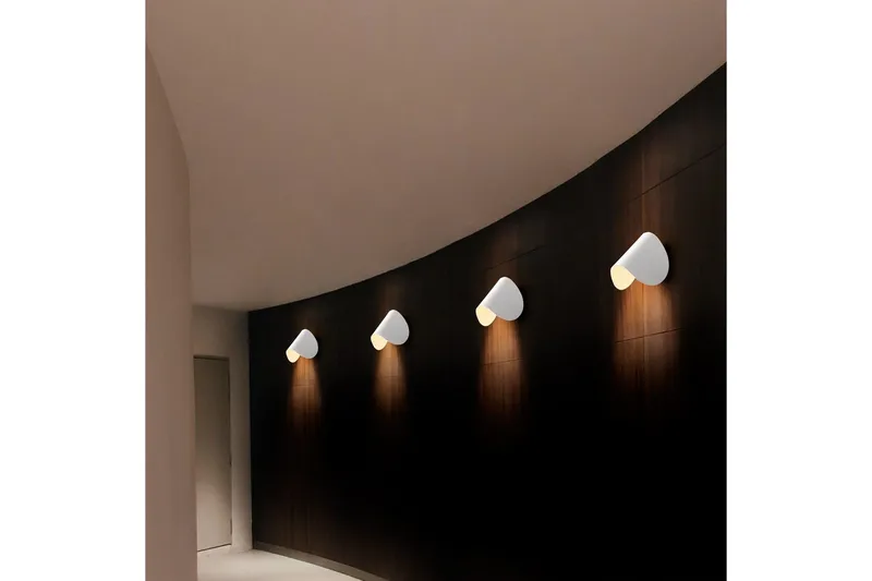 Vägglampa Koeia Chrome - Vit - Belysning - Inomhusbelysning & lampor - Vägglampor & väggbelysning