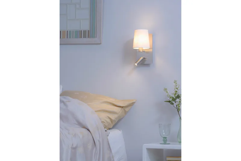 Marriot Vägglampa E27 + LED borstad stål/ vit - Borstad stål/Vit - Belysning - Inomhusbelysning & lampor - Vägglampor & väggbelysning
