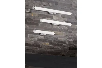 Mattimo H2O LED Vägglampa 40cm krom - Krom - Belysning - Inomhusbelysning & lampor - Möbelbelysning & integrerad belysning - Spegelbelysning