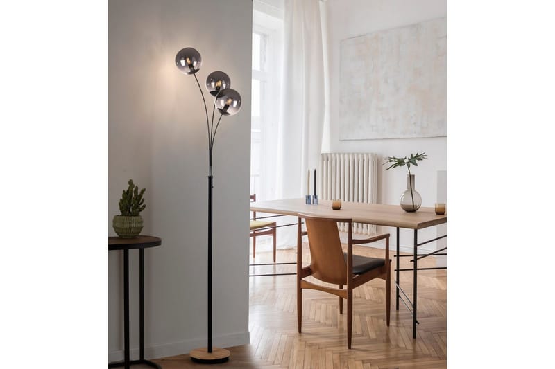 Widow Just Light Golvlampa - Wood - Belysning - Inomhusbelysning & lampor - Golvlampor & golvbelysning