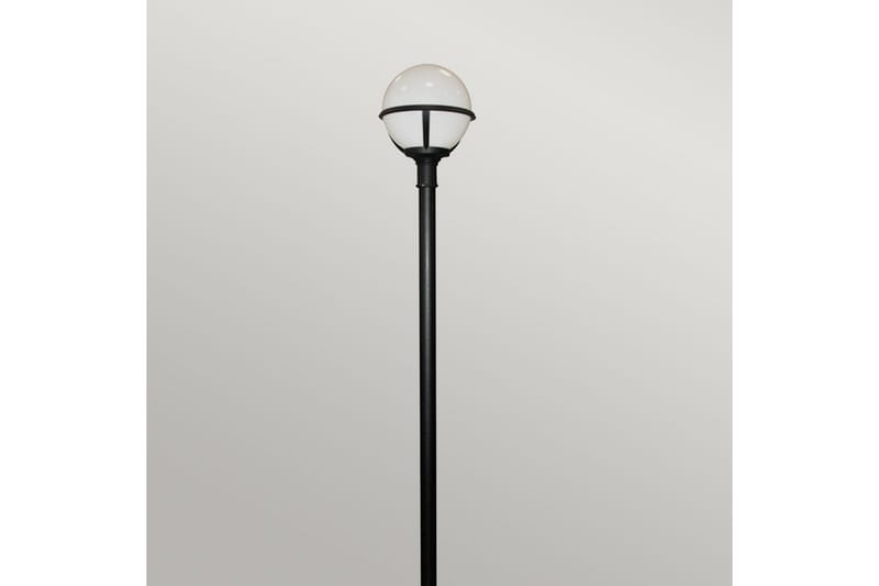 Lyktstolpe Elstead Lighting Glenbeigh - Belysning - Utomhusbelysning - Stolplyktor & grindlyktor