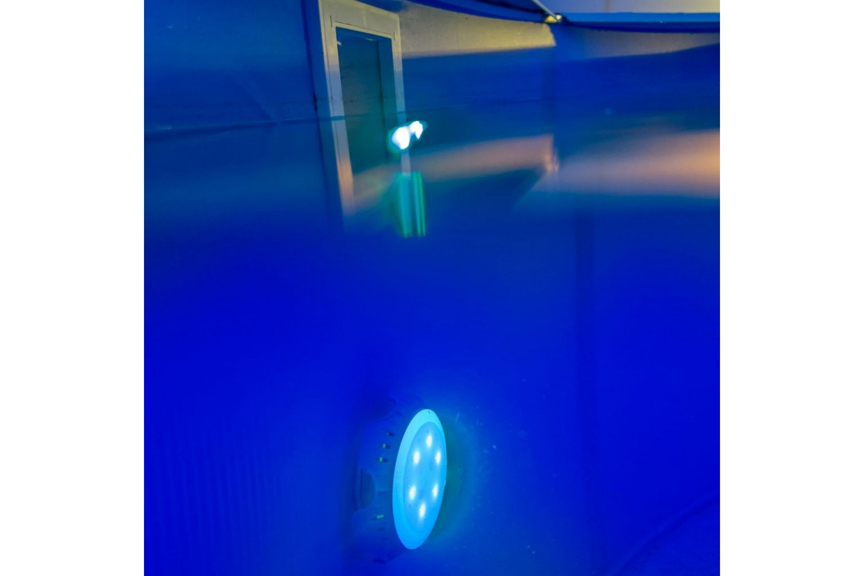 Gre LED-lampa för pooler ovan jord vit & blå LEDRC –