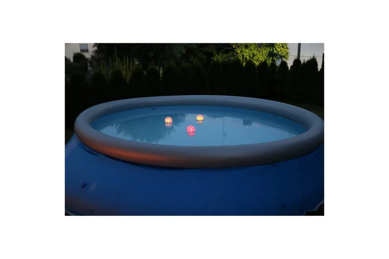 Solcellsbelysning Planet Pool Klot Flytande RGB 3 st - Belysning - Utomhusbelysning - Solcellslampa & solcellsbelysning