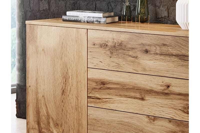 Sagira Byrå 111x68 cm Vit högglans - Vit - Förvaring - Förvaringsmöbler - Byrå