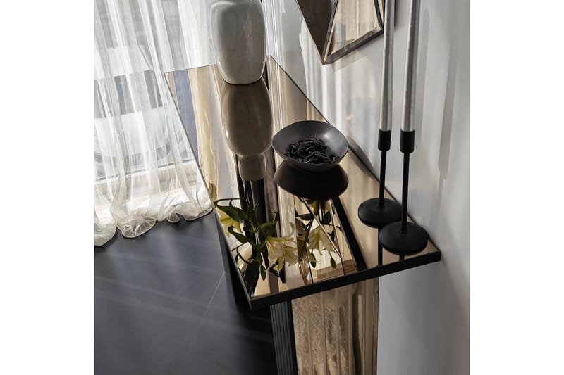 Ezlyn Byrå 105 cm - Brons - Möbler - Vardagsrum - Soffbord & vardagsrumsbord - Avlastningsbord & konsolbord