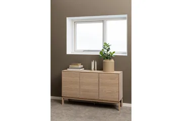 Sakie Skänk 135,4 cm - Vit - Förvaring - Förvaringsmöbler - Skänkar & sideboards