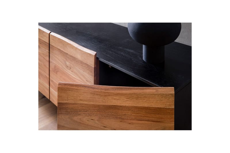 Sideboard Wohnling Massiv trä träd kant 180 cm 4 dörrar industriell - Förvaring - Förvaringsmöbler - Skänkar & sideboards