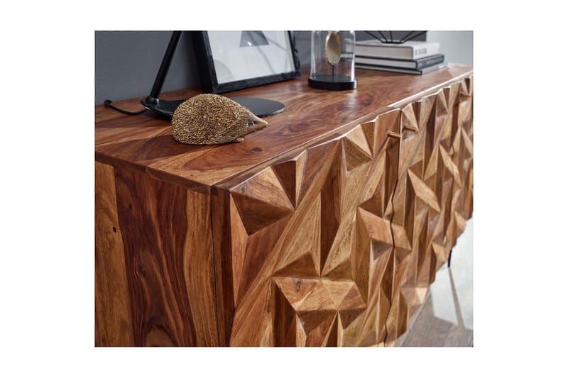 Sideboard Wohnling Massivt trä 3D geometrisk front 144 cm Industriell - Förvaring - Förvaringsmöbler - Skänkar & sideboards