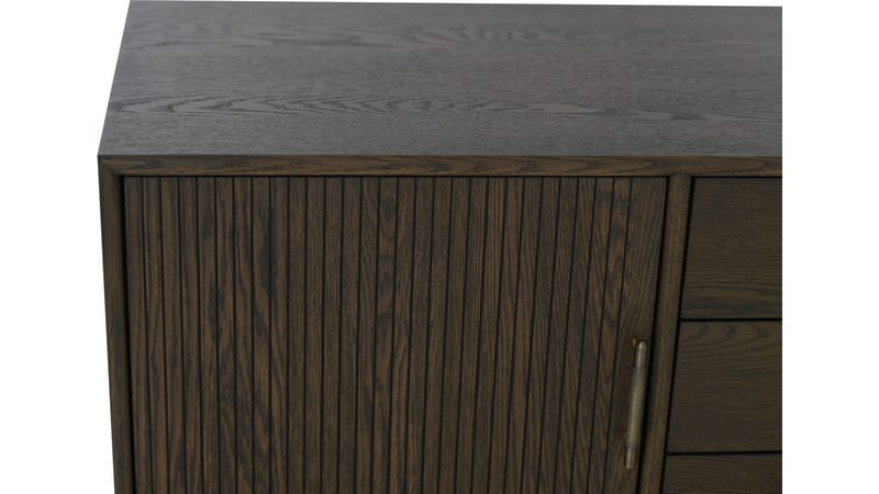 Sideboard Porsvik - Brunlackad ekfaner - Förvaring - Förvaringsmöbler - Skänkar & sideboards