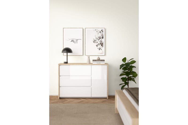 Varun Skänk 119x48 cm - Vit/Natur - Förvaring - Förvaringsmöbler - Skänkar & sideboards