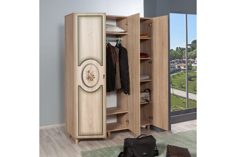 Brokind Garderob 135 cm i Trä - Beige - Förvaring - Sko- & klädförvaring - Garderober & garderobssystem
