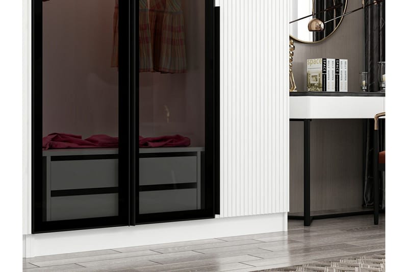 Fruitland Garderob 225 cm - Vit - Förvaring - Sko- & klädförvaring - Garderober & garderobssystem