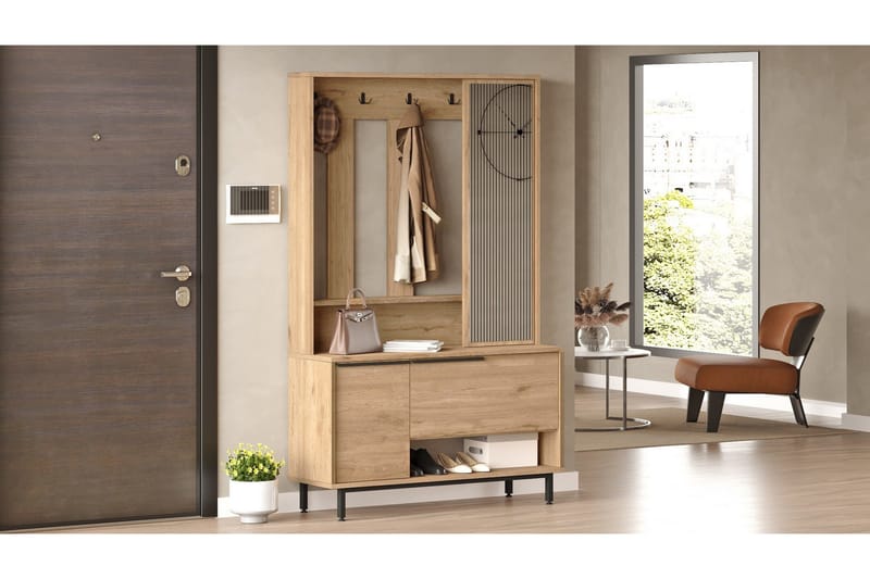 Liyakat Hallmöbel, Valnöt