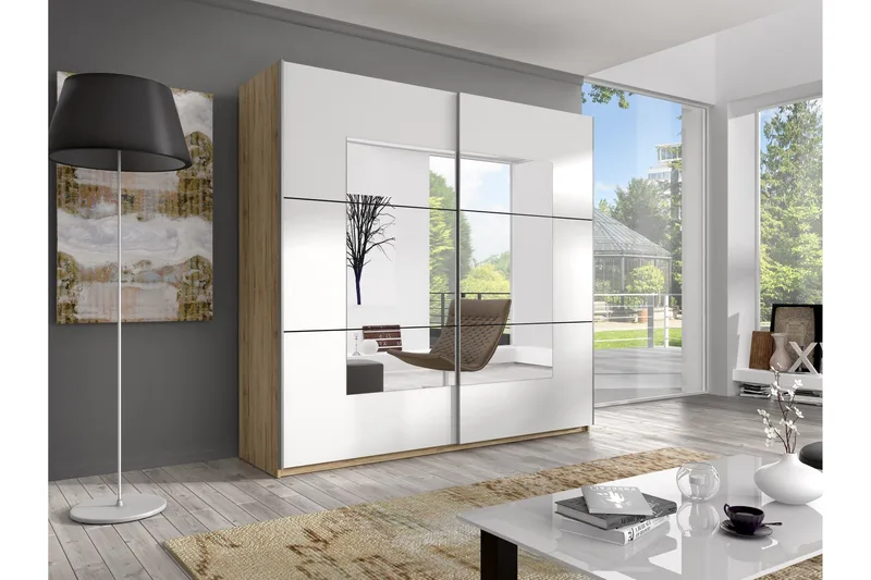 Joannie Garderob, Trä/Vit